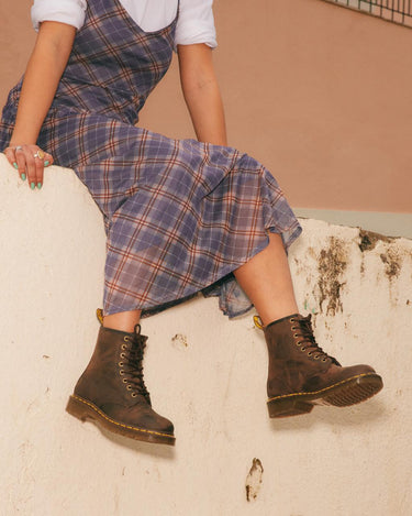 Unisex 1460 Crazy Horse Leather Lace Up Boots Brown Crazy Horse