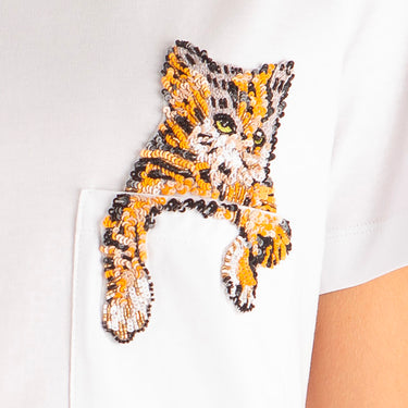 Women's Cat On Pocket Embroidery T-shirt White