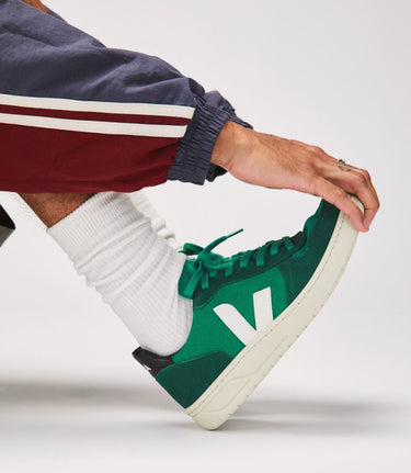 Men;s V-10 SUEDE EMERAUDE PIERRE BLACK