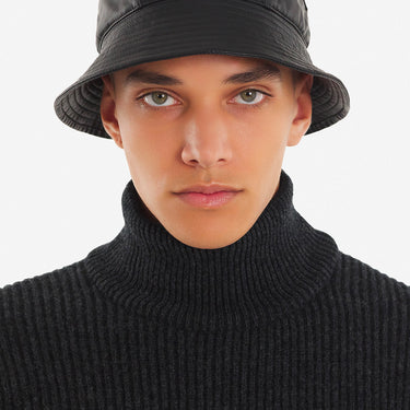 MAISON KITSUNÉ FAUX LEATHER BUCKET HAT BLACK